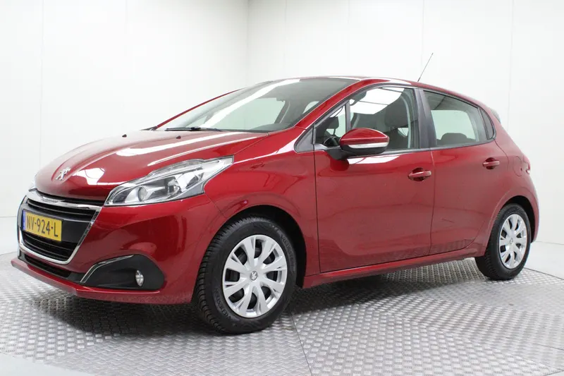 Peugeot 208 (2017)