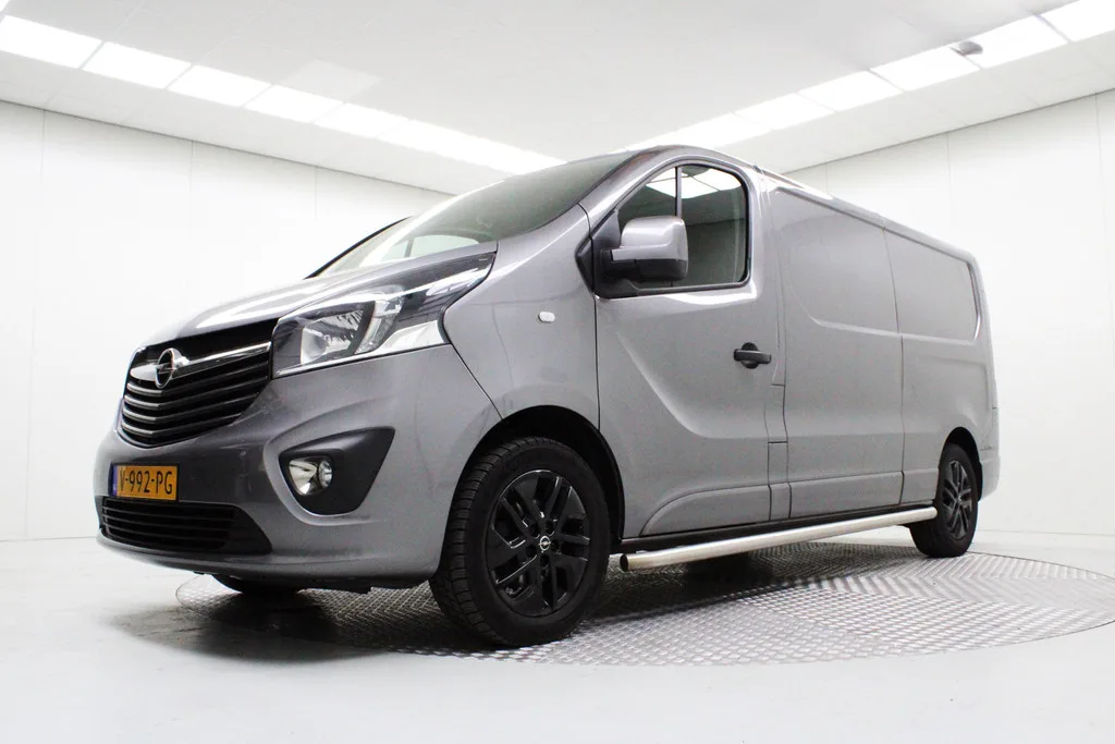 Opel Vivaro (2018) — foto 1