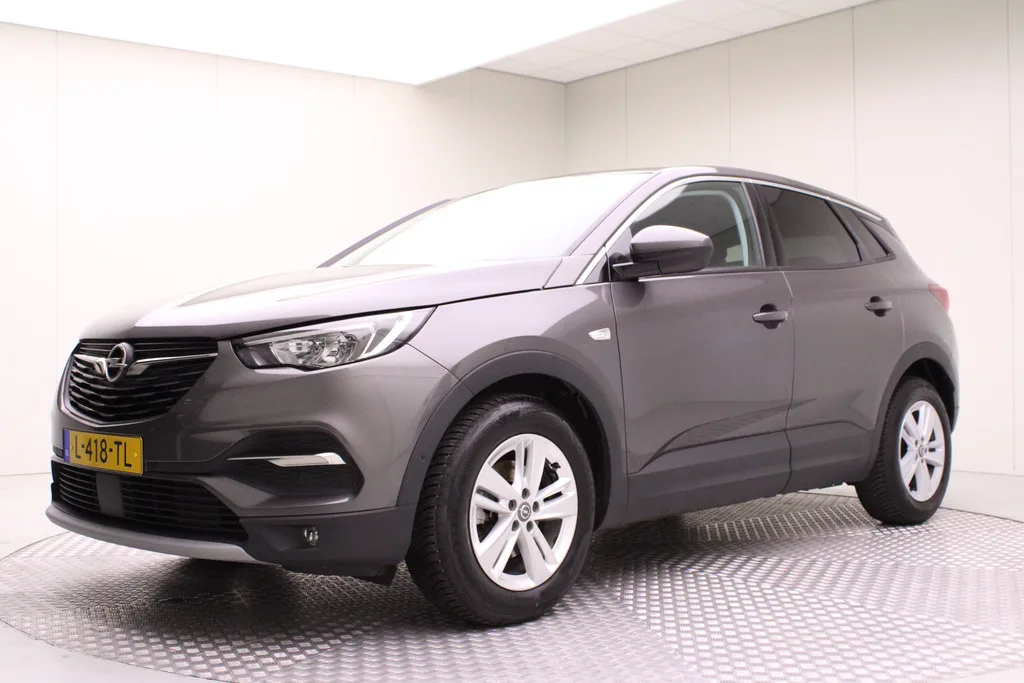 Opel Grandland (2021) — foto 1
