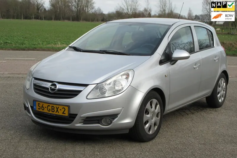 Opel Corsa (2008)
