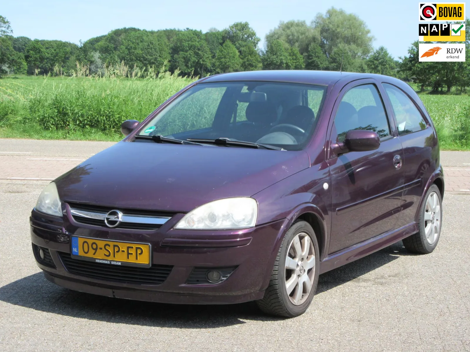 Opel Corsa (2006) — foto 1
