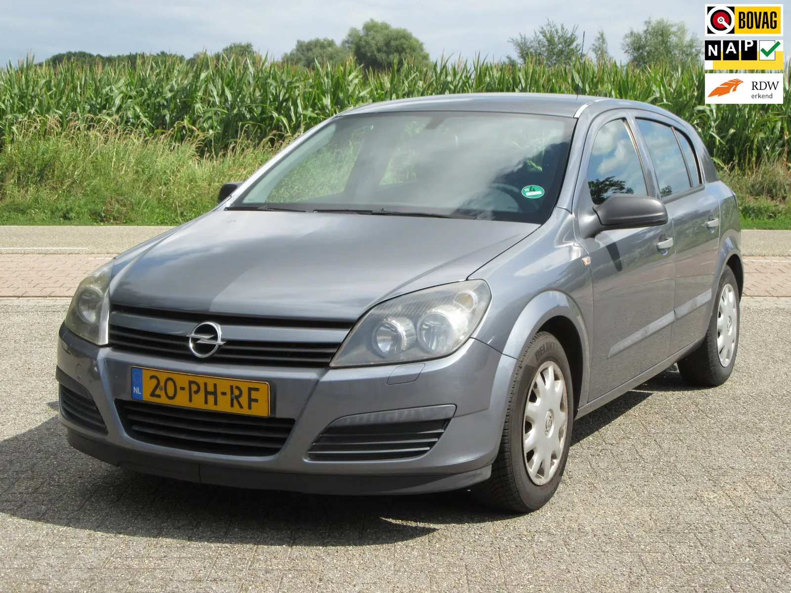 Opel Astra (2004) — foto 1