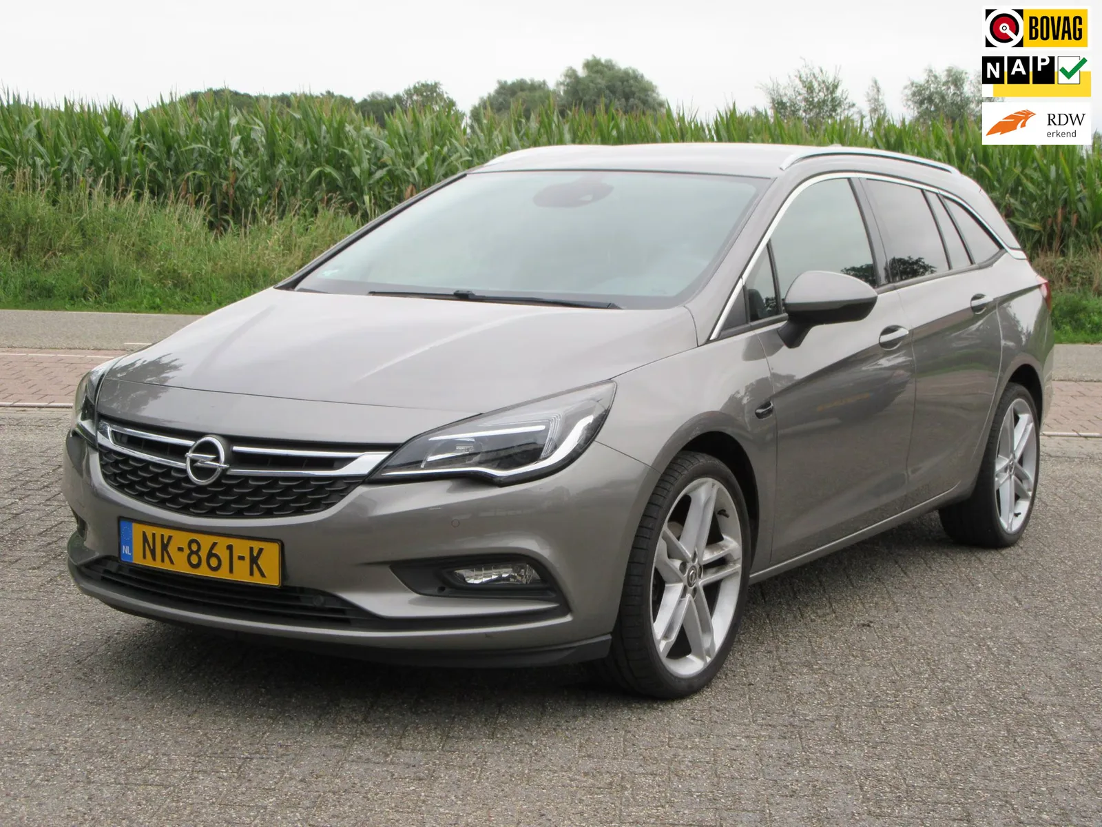 Opel Astra (2017) — foto 1