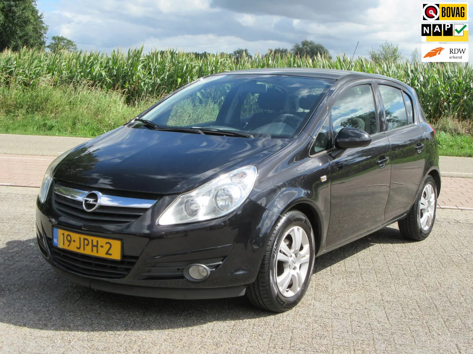 Opel Corsa (2009) — foto 1