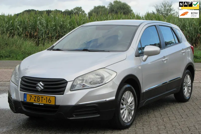 Suzuki S-Cross (2014)