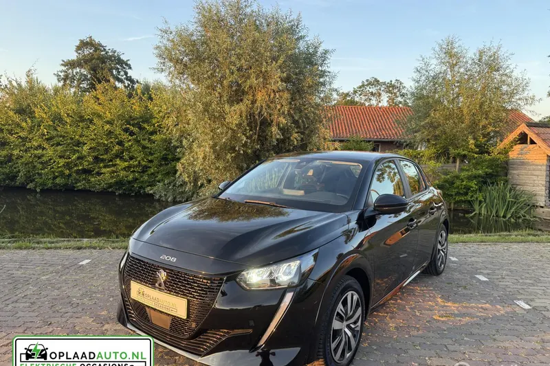 Peugeot e-208 (2020)