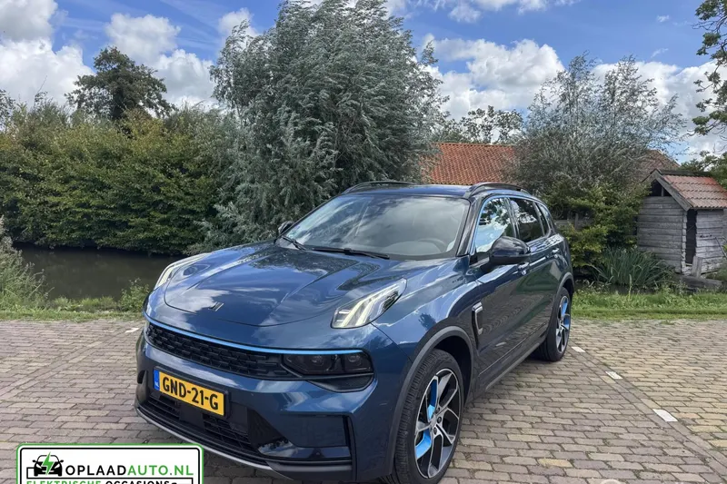 Lynk & Co 01 (2021)