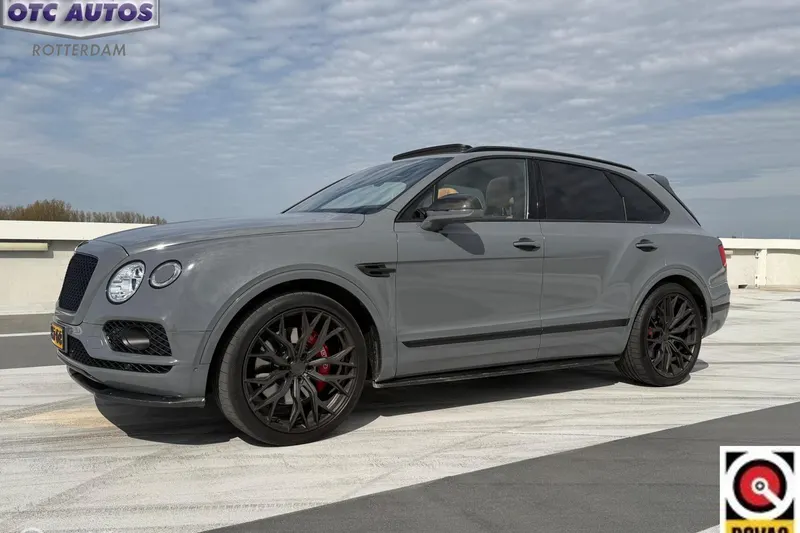 Bentley Bentayga (2016)
