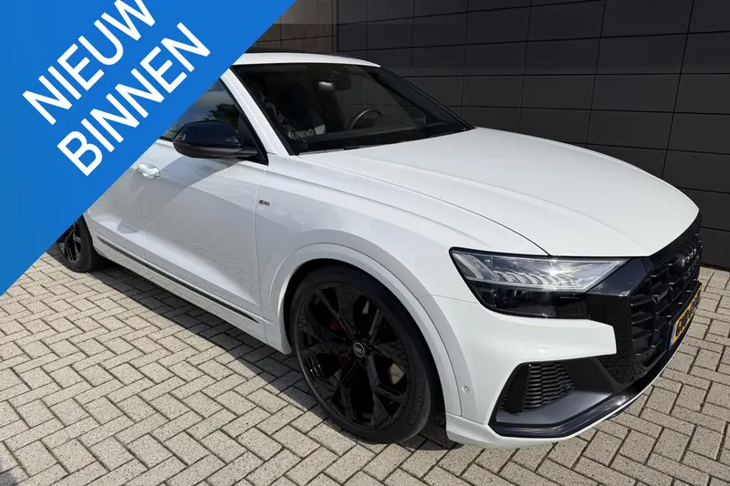 Audi Q8 (2021)