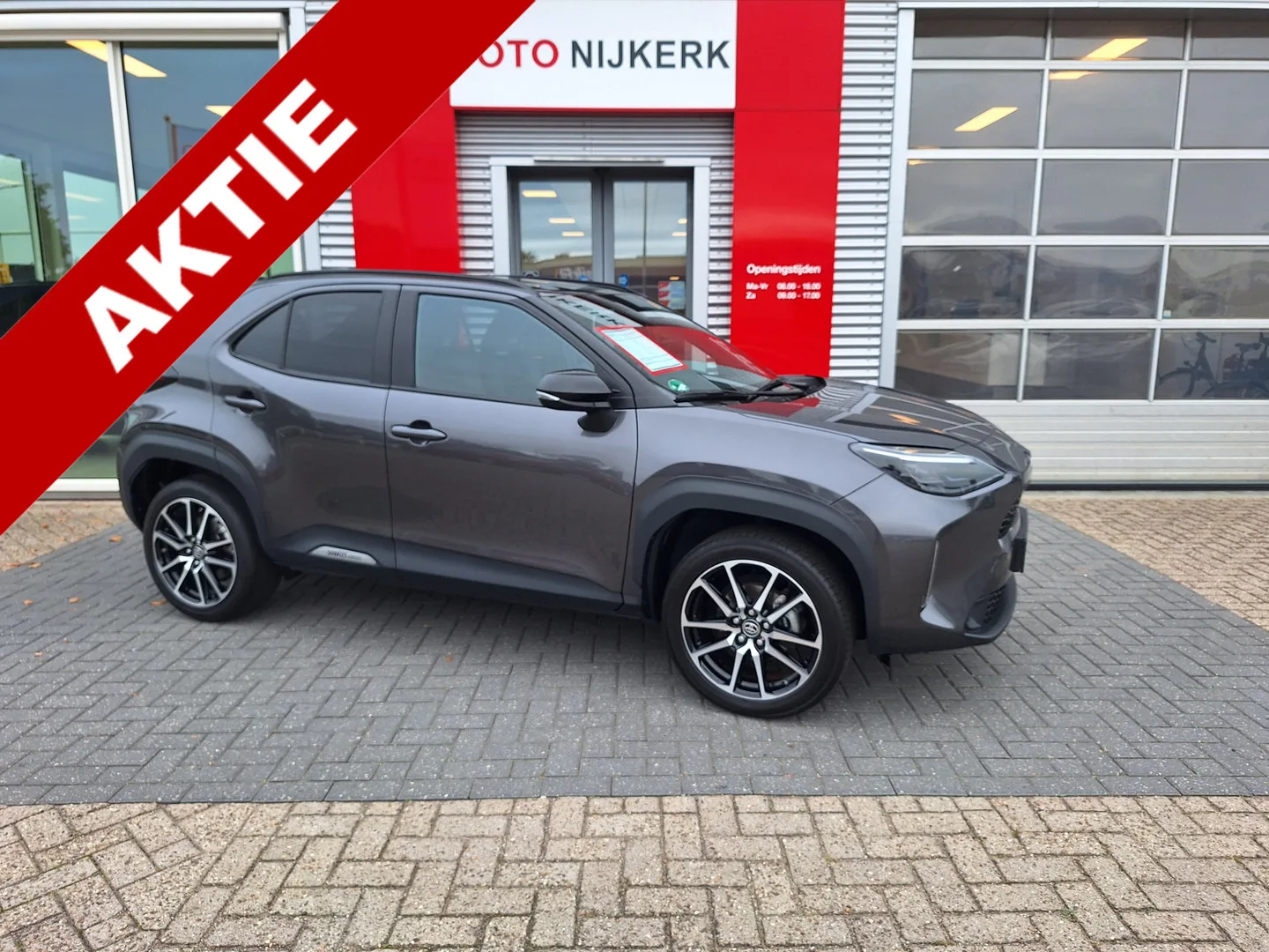 Toyota Yaris Cross (2024) — foto 1