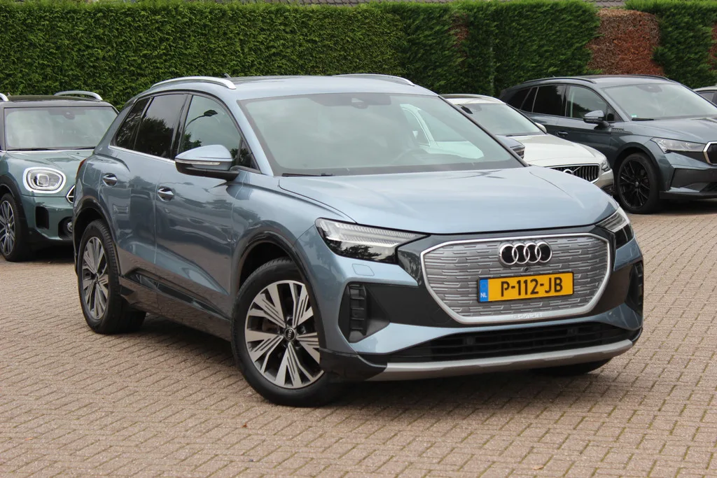 Audi Q4 e-tron (2022) — foto 1