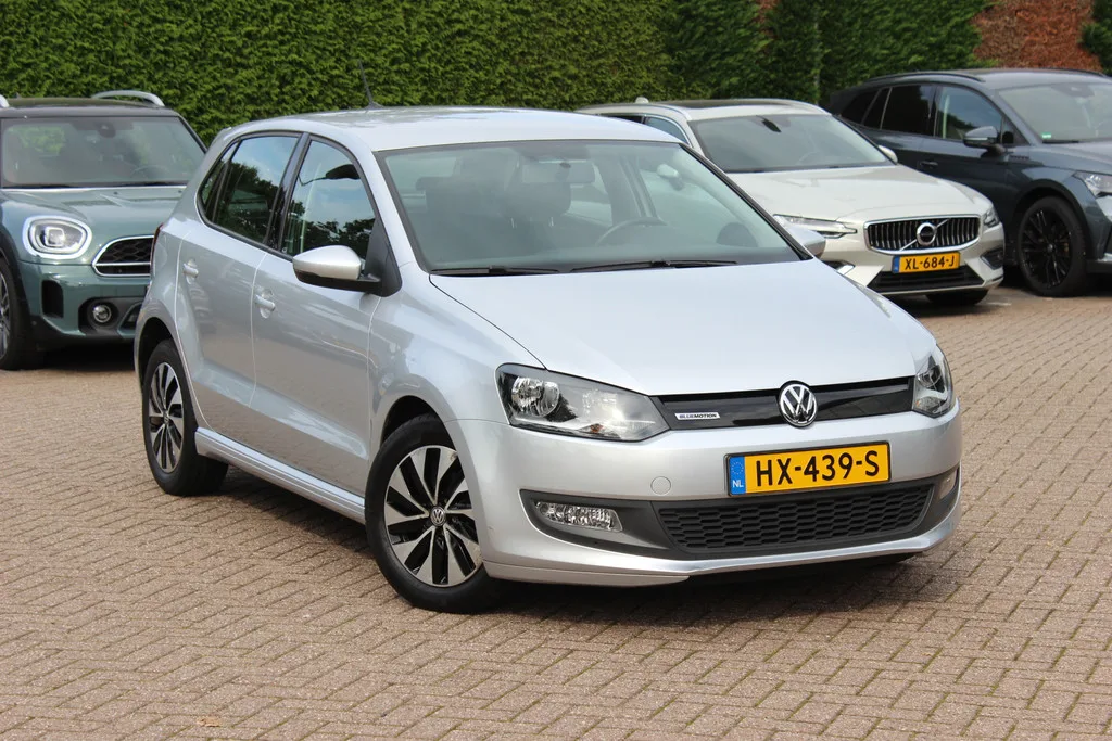 Volkswagen Polo (2016) — foto 1