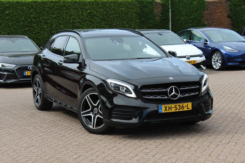 Mercedes-Benz GLA (2019)