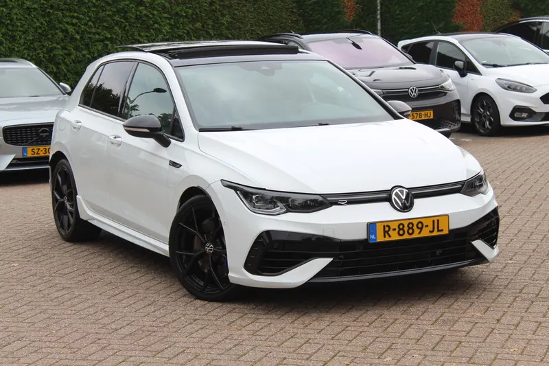 Volkswagen Golf (2022)