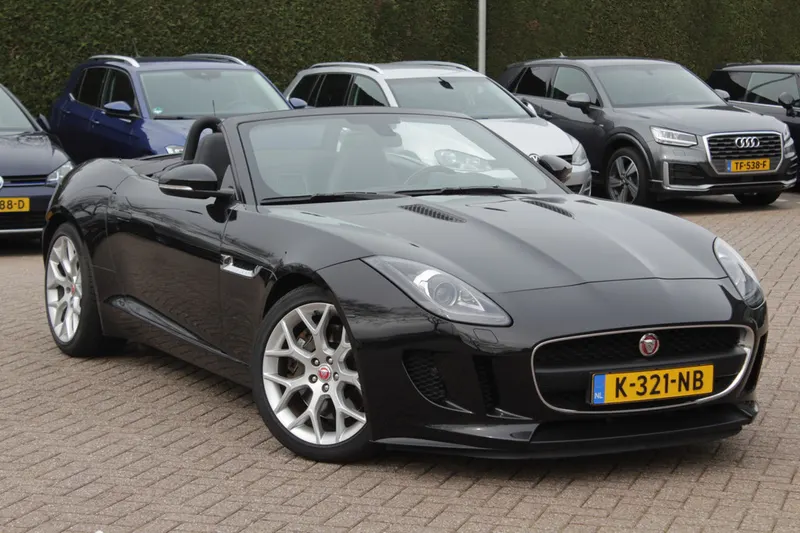 Jaguar F-Type (2017)