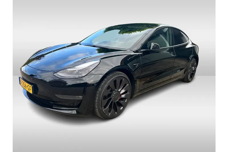 Tesla Model 3 (2020)