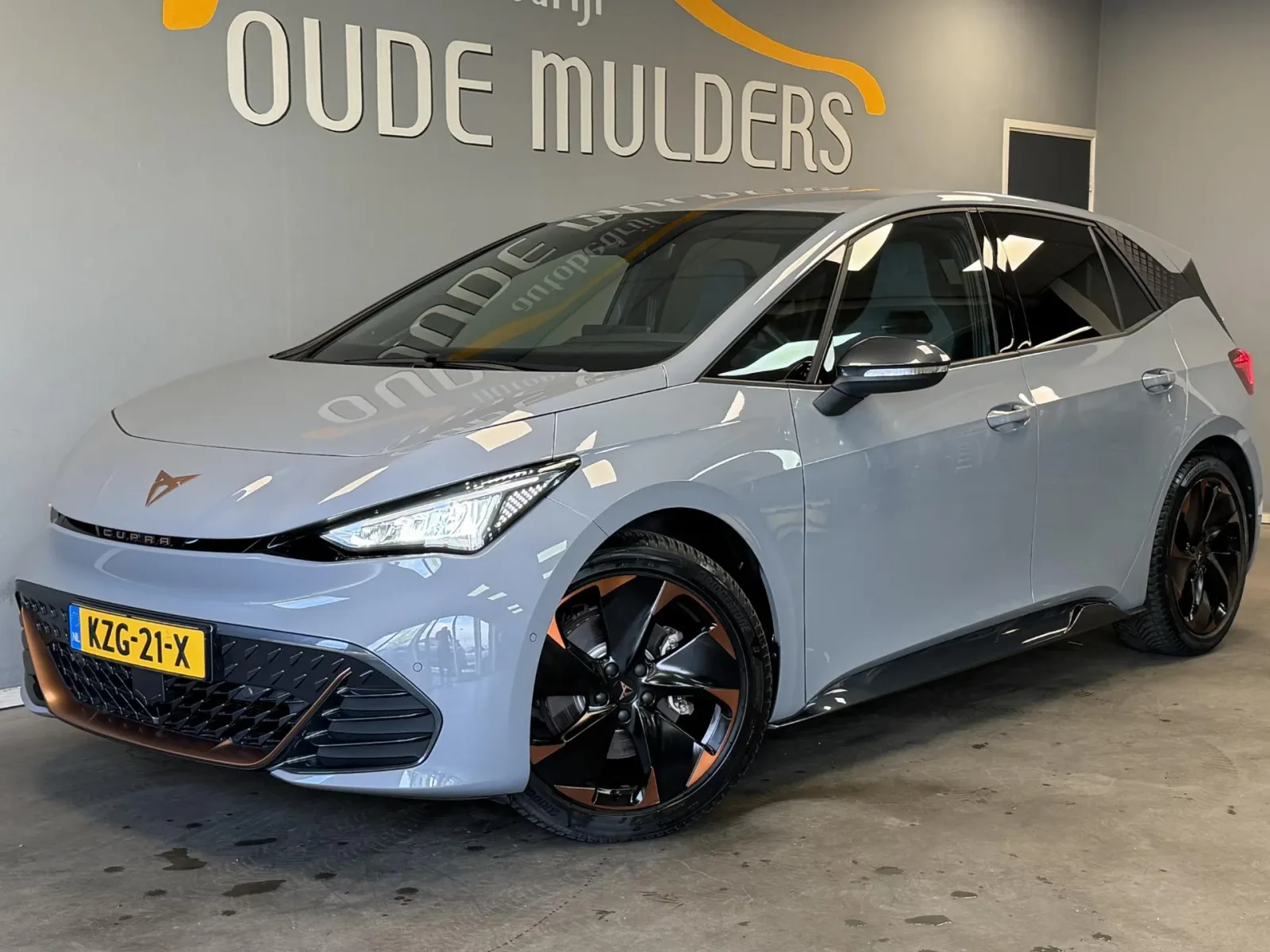 CUPRA Born (2022) — foto 1
