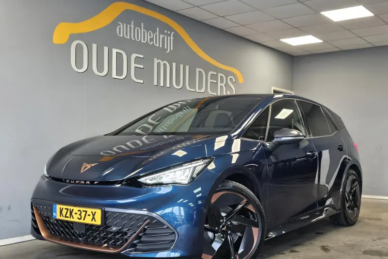 CUPRA Born (2022)