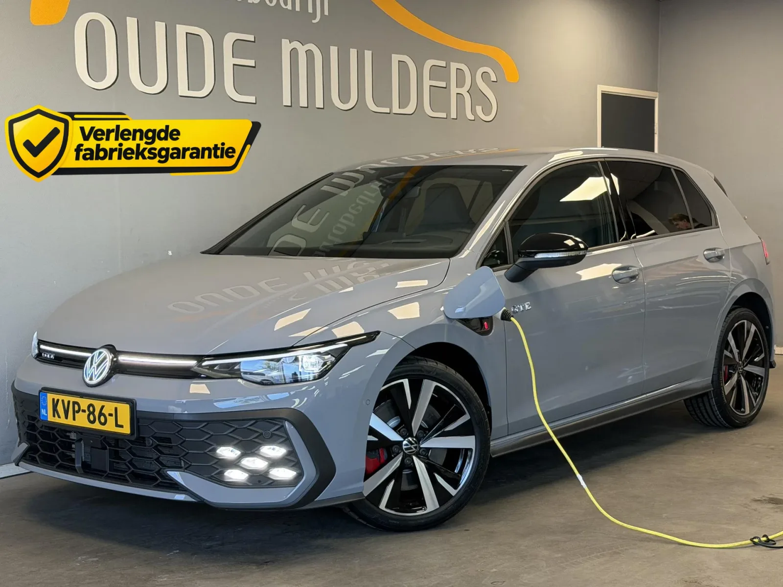 Volkswagen Golf (2025) — foto 1