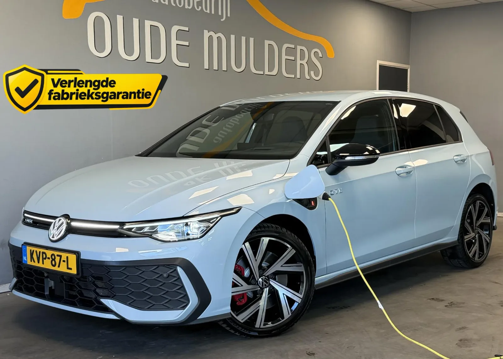 Volkswagen Golf (2025) — foto 1