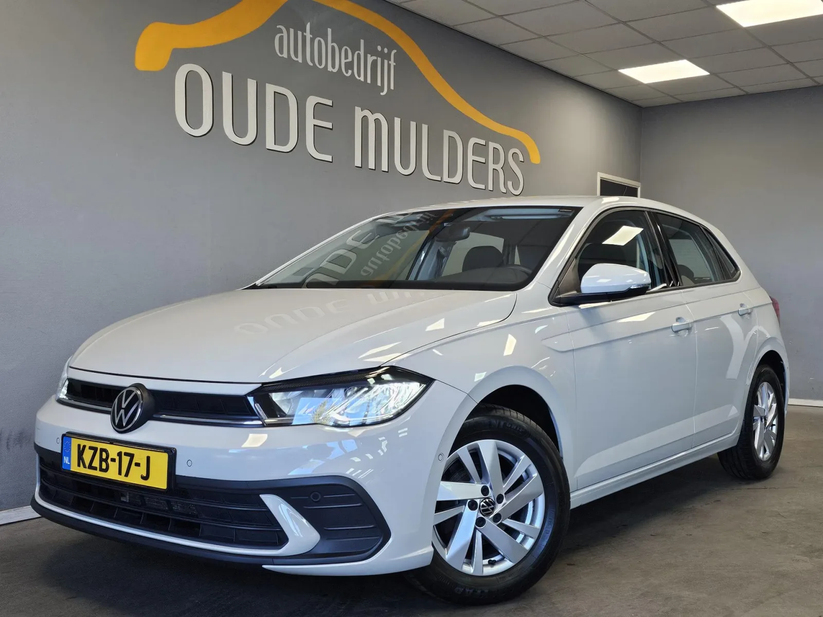 Volkswagen Polo (2023) — foto 1
