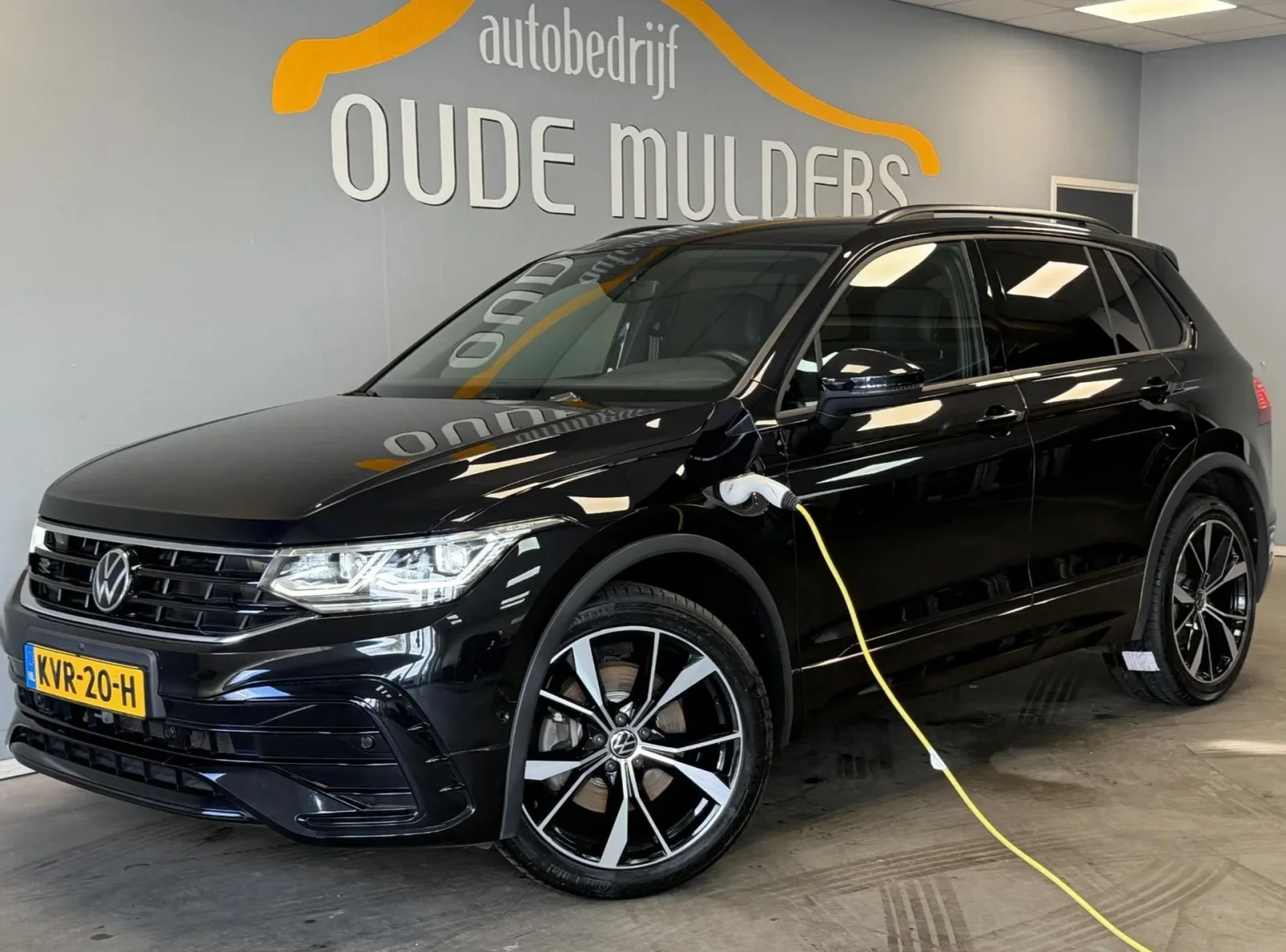 Volkswagen Tiguan (2022) — foto 1