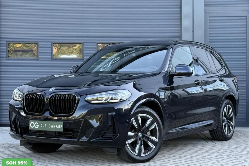 BMW iX3 (2023)