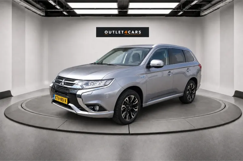 Mitsubishi Outlander (2017)