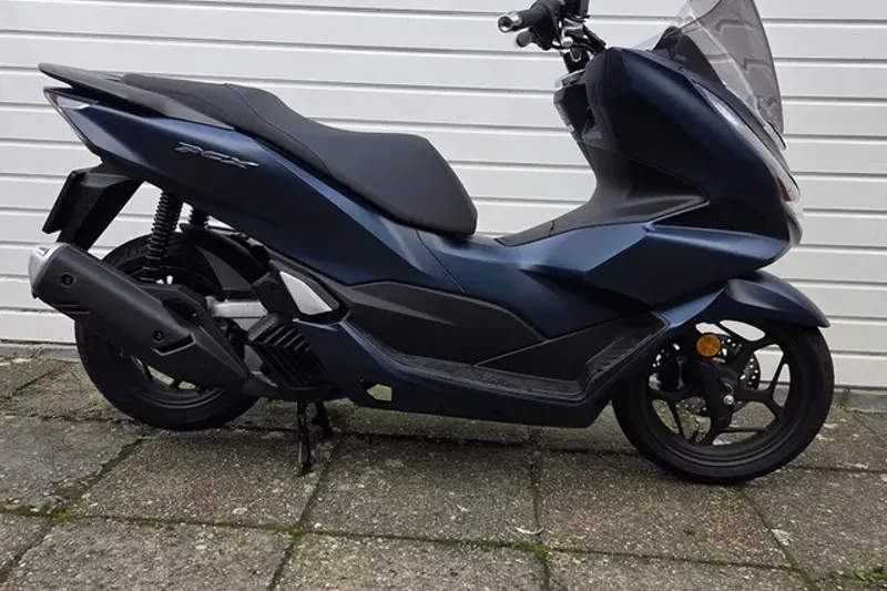 Honda PCX 125 (2025)