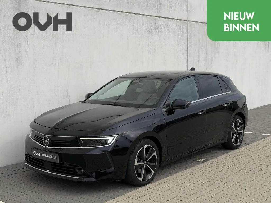 Opel Astra (2023) — foto 1