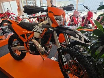 KTM 300 EXC (2027) — foto 1