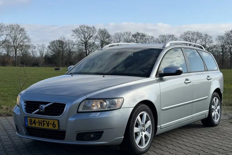 Volvo V50 (2008)