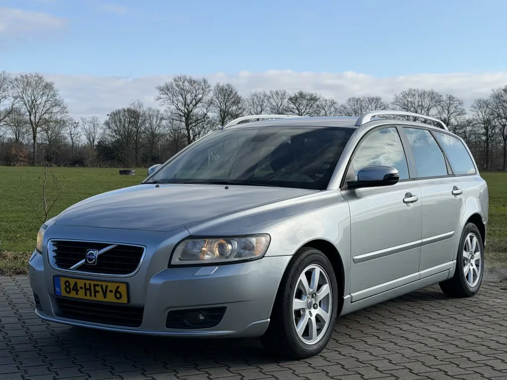 Volvo V50 (2008) — foto 1