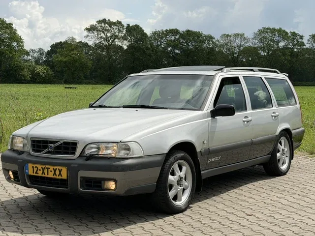 Volvo V70 (2000) — foto 1