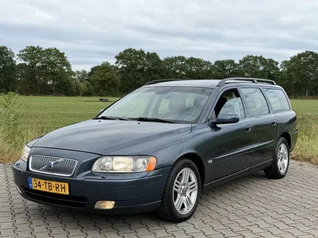 Volvo V70 (2006) — foto 1