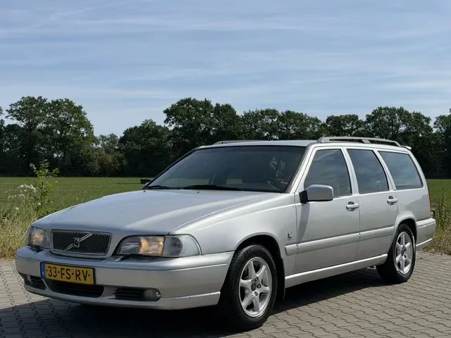 Volvo V70 (2000) — foto 1