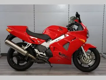Honda VFR800 (1999) — foto 1