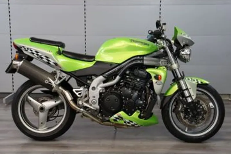 Triumph Speed Triple 955I (2003)