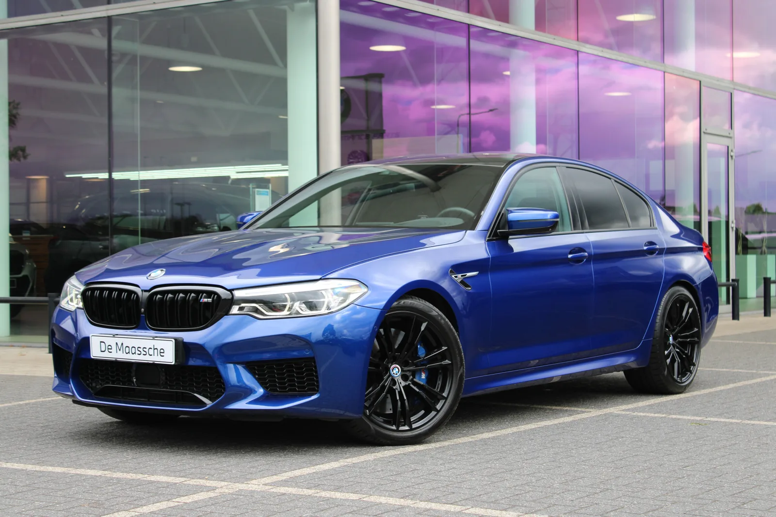 BMW 5-Serie (2019) — foto 1