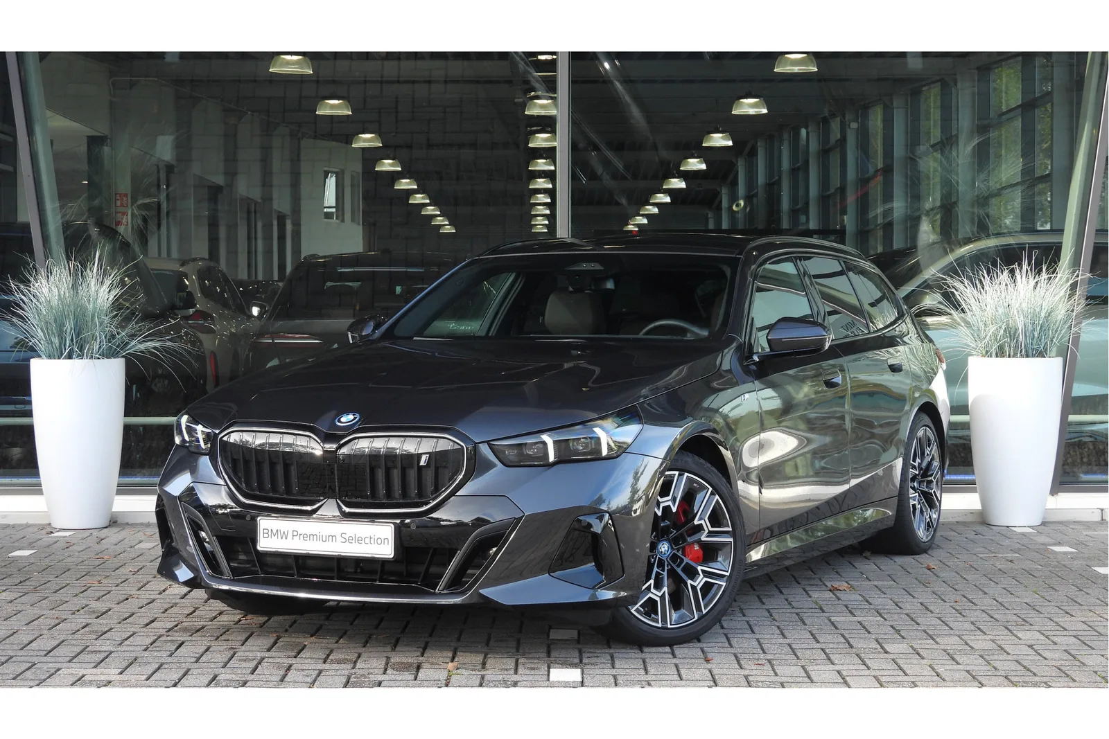 BMW i5 (2025) — foto 1