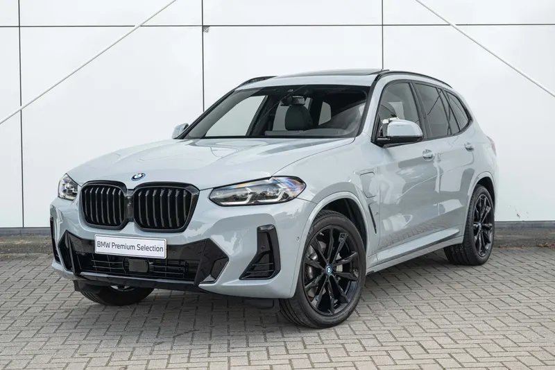 BMW X3 (2023)
