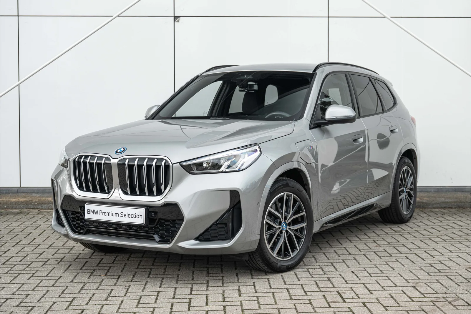 BMW X1 (2025) — foto 1