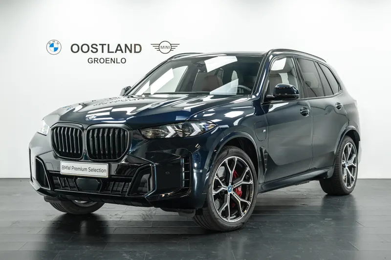 BMW X5 (2024)