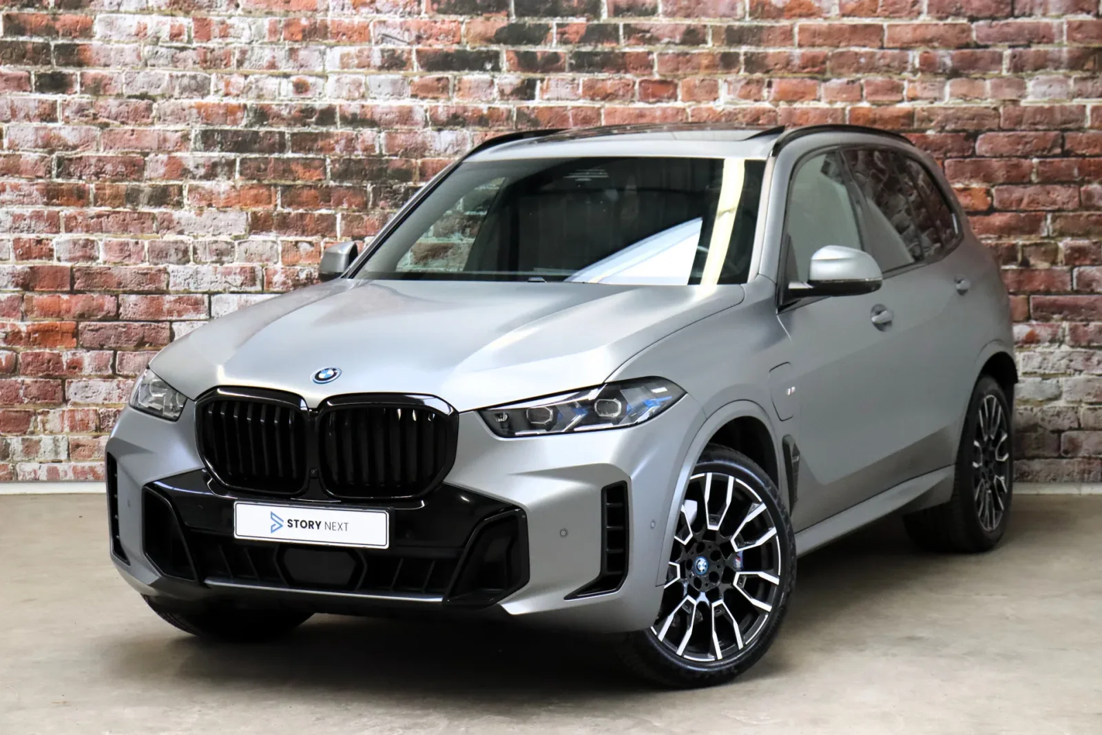 BMW X5 (2023) — foto 1