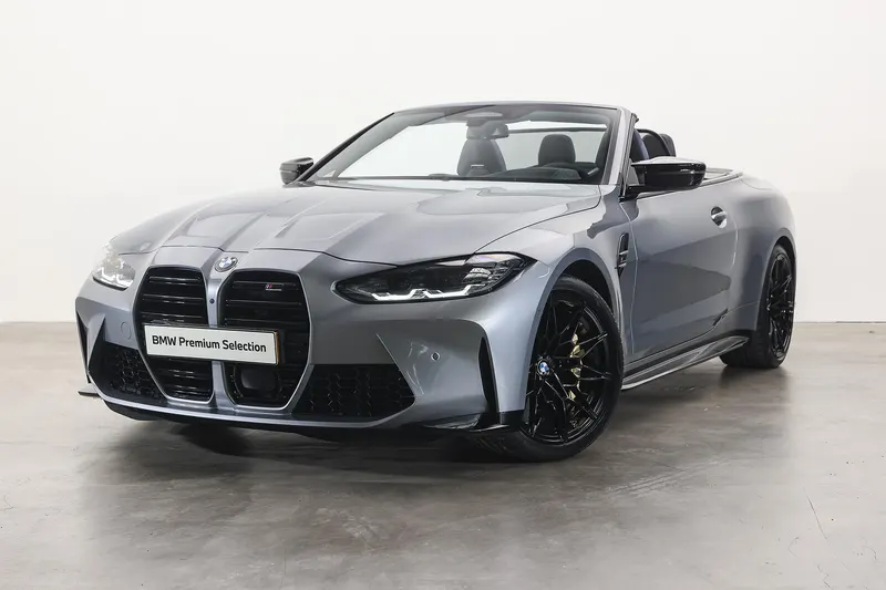 BMW M4 (2022)