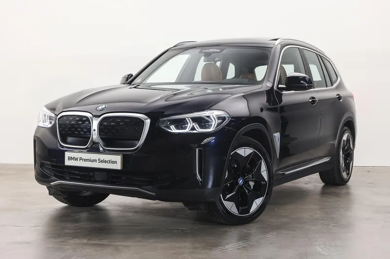 BMW iX3 (2021)