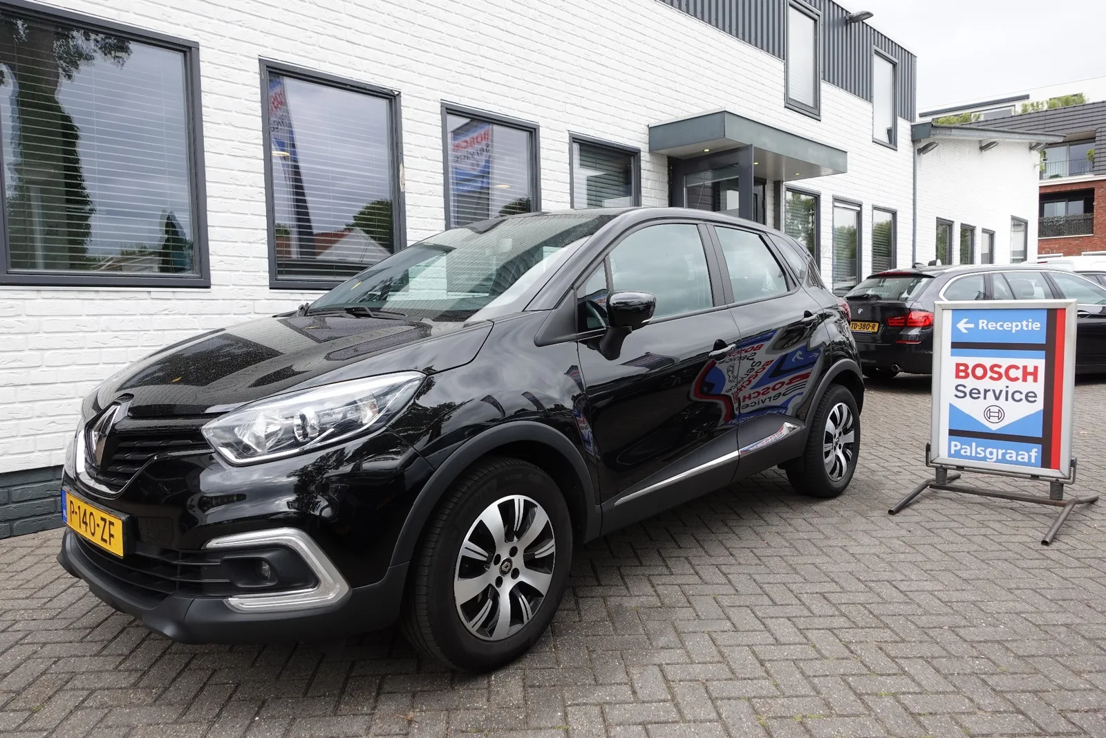 Renault Captur (2019) — foto 1