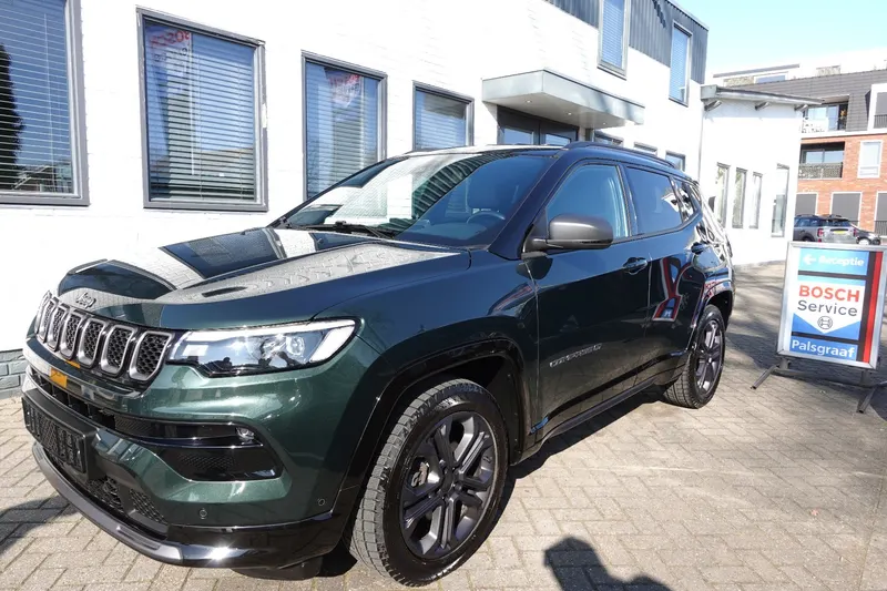 Jeep Compass (2022)