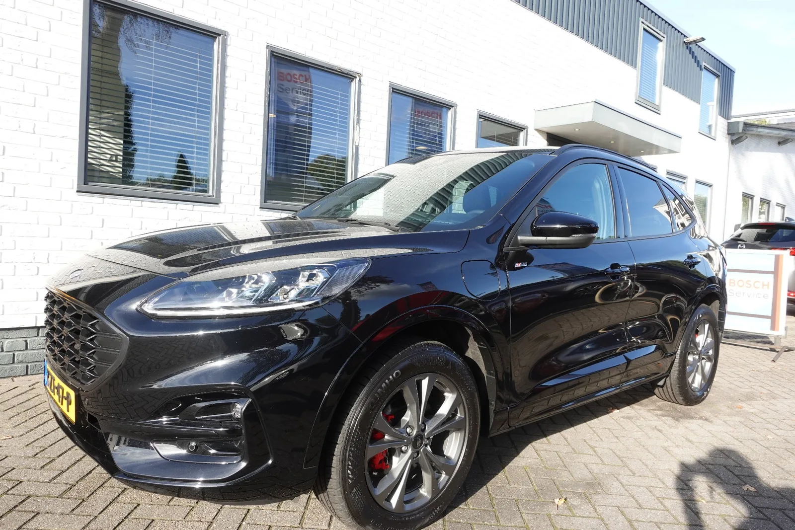 Ford Kuga (2023) — foto 1
