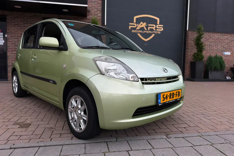 Daihatsu Sirion 2 (2005)
